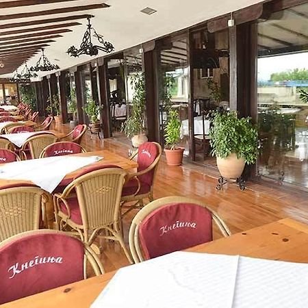Motel Kneginja ชาชาค ภายนอก รูปภาพ