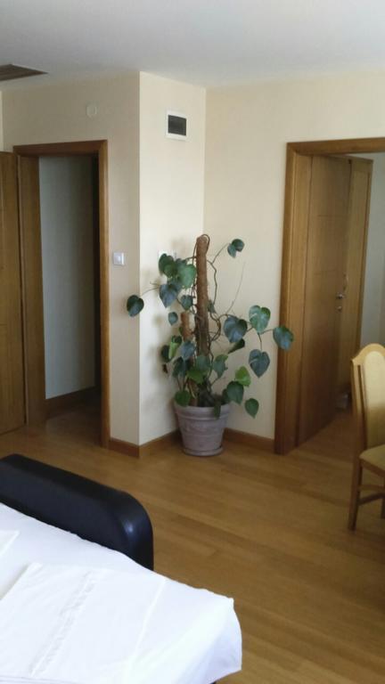 Motel Kneginja ชาชาค ห้อง รูปภาพ