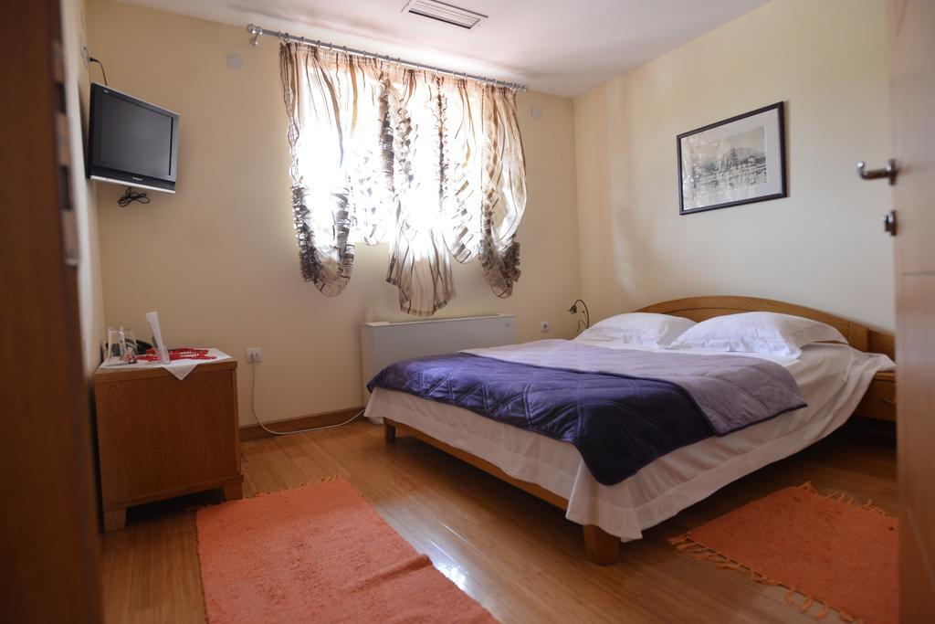 Motel Kneginja ชาชาค ห้อง รูปภาพ